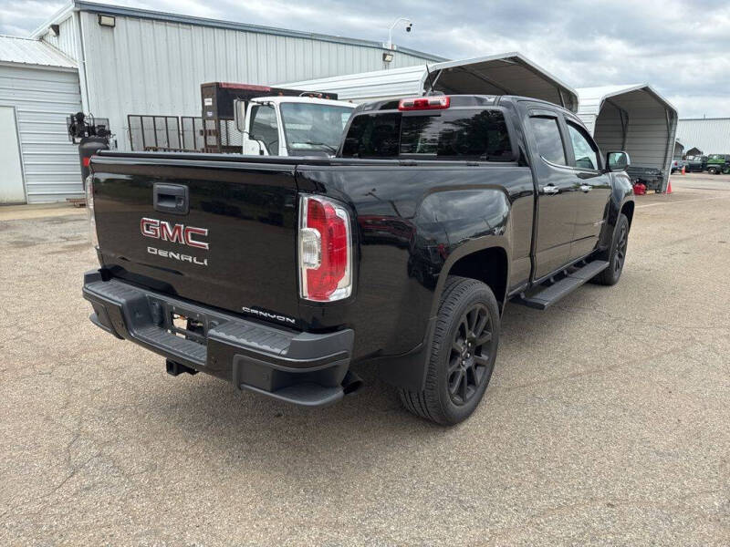 2022 GMC Canyon