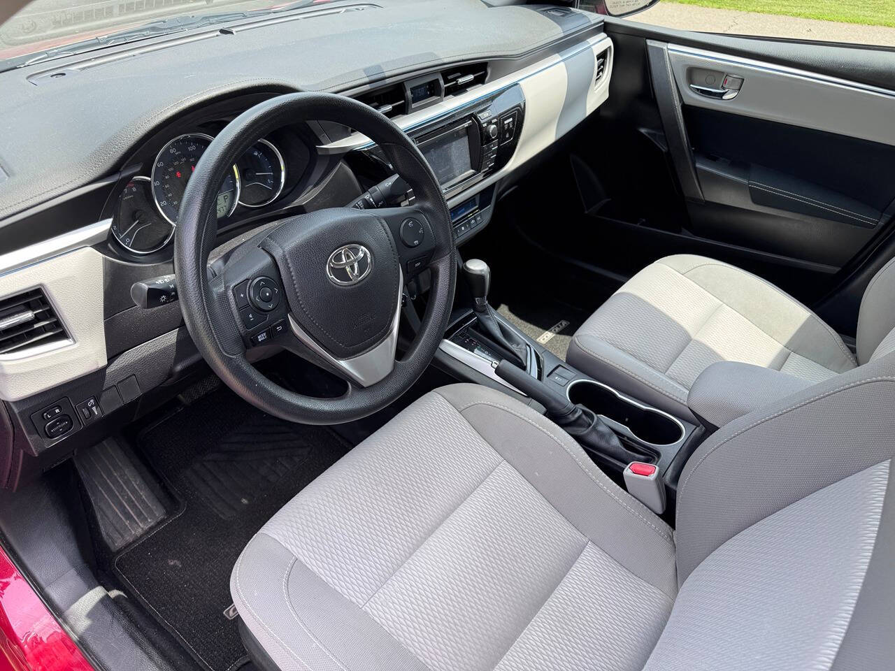 2015 Toyota Corolla 4