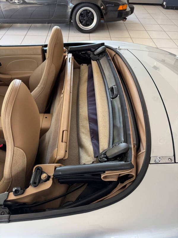 2001 Mazda MX-5 Miata LS