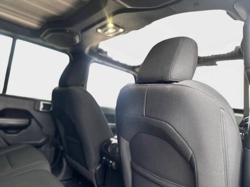 2021 Jeep Gladiator Willys