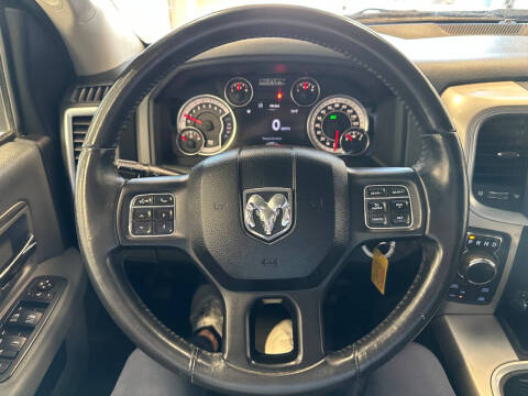 2016 RAM 1500 Big Horn