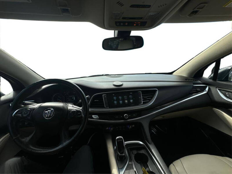 2018 Buick Enclave Essence