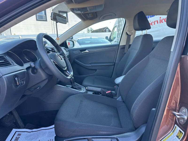 2016 Volkswagen Jetta