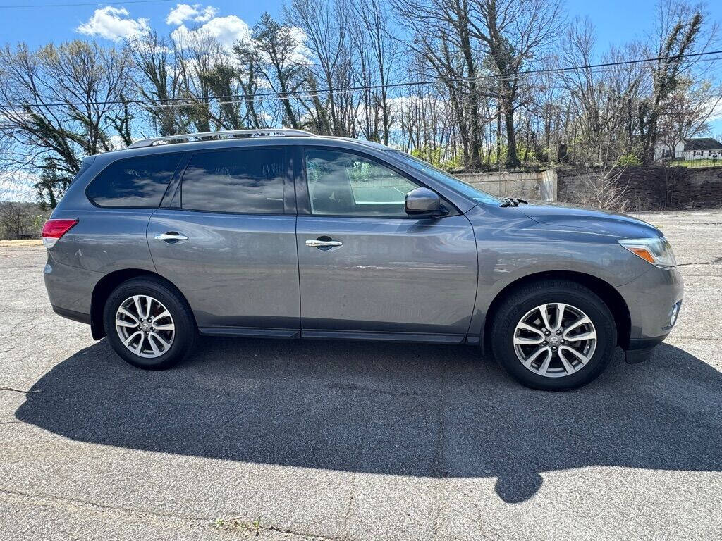 2016 Nissan Pathfinder for sale at Car ConneXion Inc in Knoxville, TN