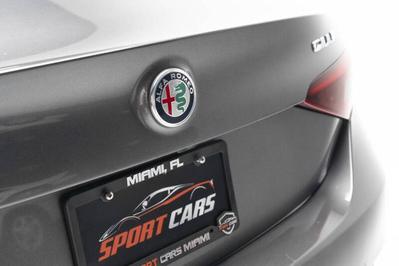 2022 Alfa Romeo Giulia Veloce