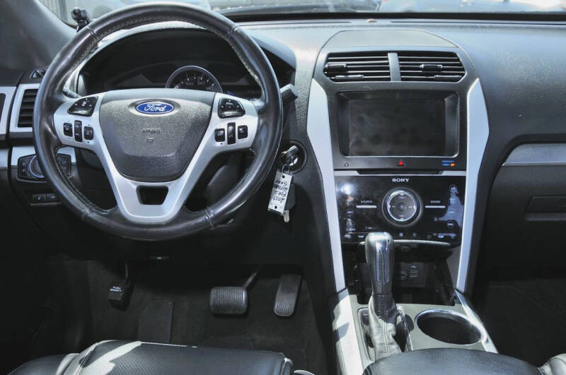2013 Ford Explorer Sport