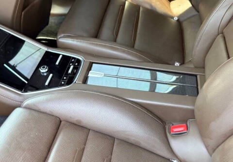 2017 Porsche Panamera