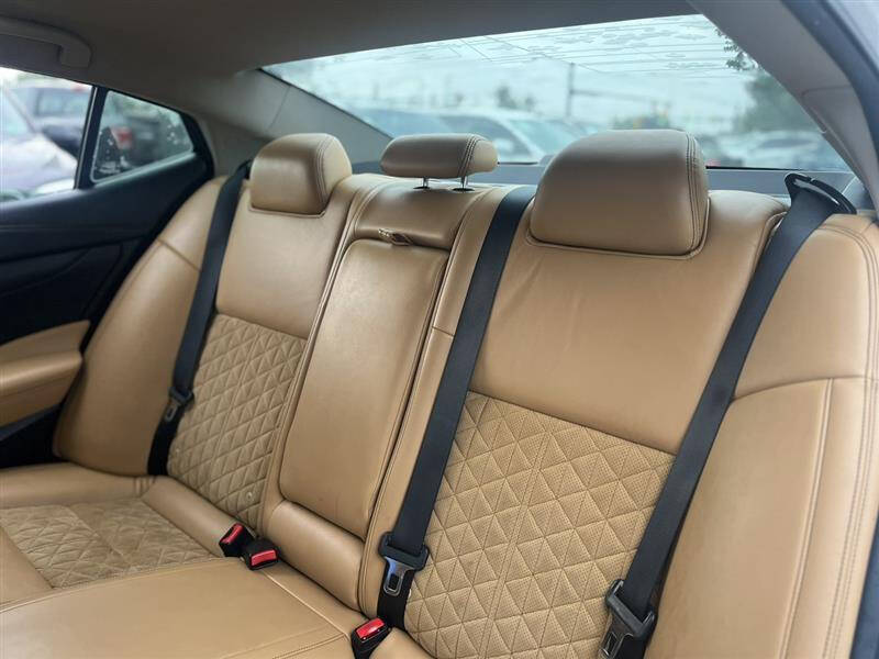 2017 Nissan Maxima 3.5 SR