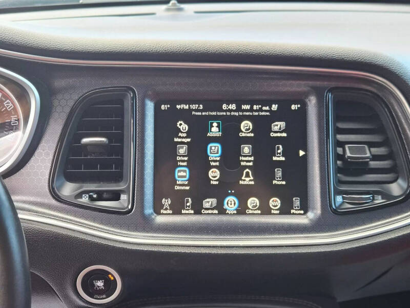 2015 Dodge Challenger SXT Plus