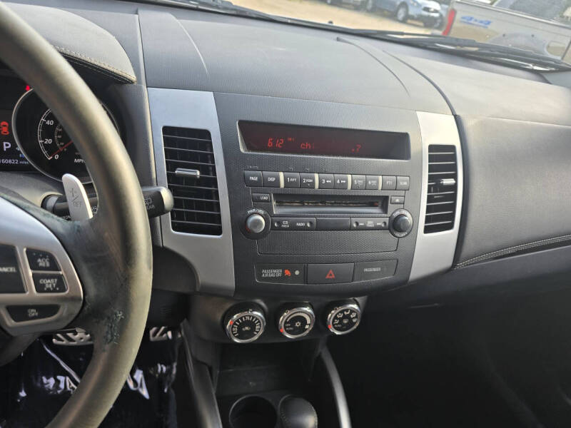 2011 Mitsubishi Outlander XLS