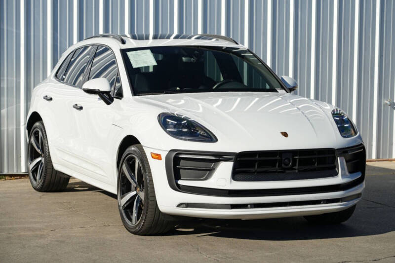 2023 Porsche Macan