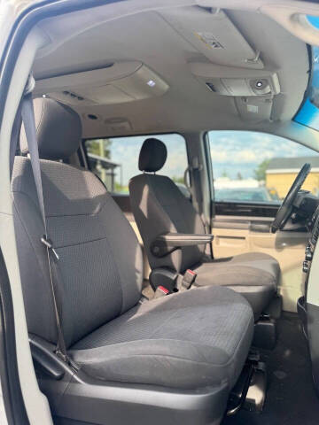 2010 Dodge Grand Caravan SXT