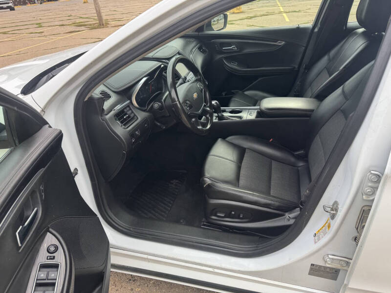 2017 Chevrolet Impala LT