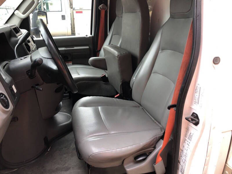 2014 Ford E-350