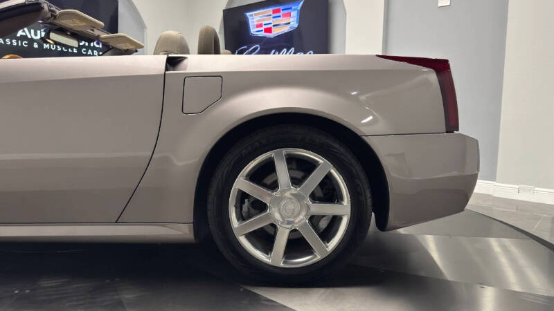 2004 Cadillac XLR