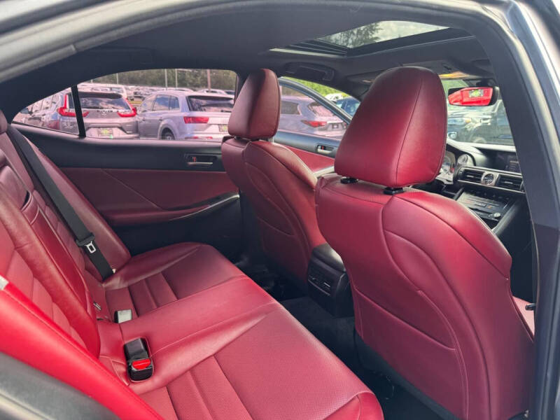 2017 Lexus IS 200t