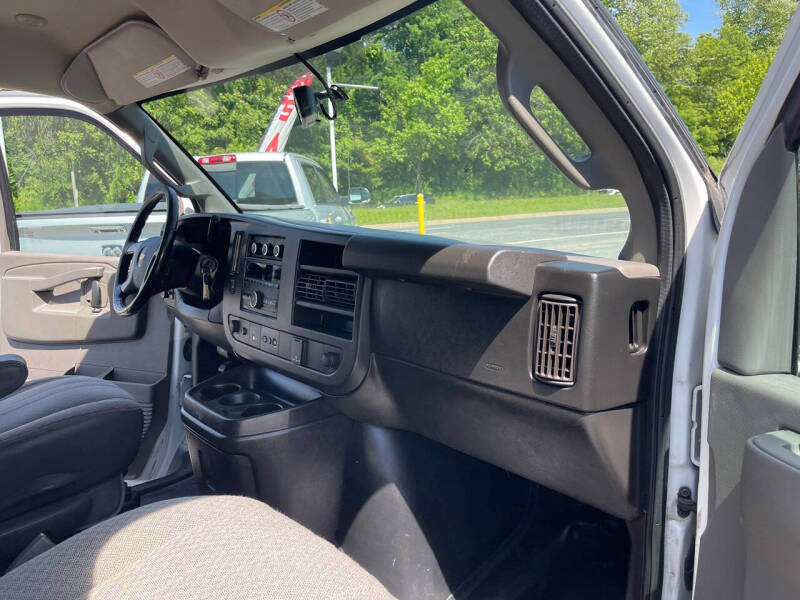 2018 Chevrolet Express 2500