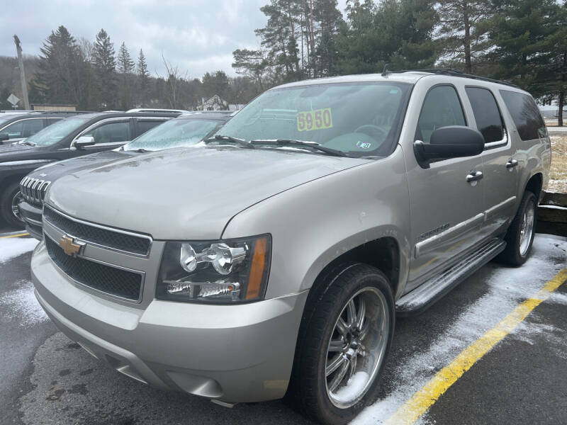 2007 Chevrolet Suburban for sale at BURNWORTH AUTO INC in Windber PA
