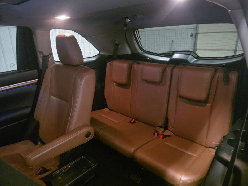 2018 Toyota Highlander Limited Platinum