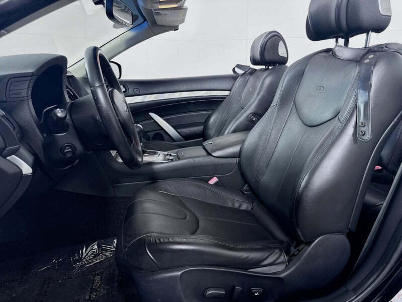 2014 Infiniti Q60 Convertible