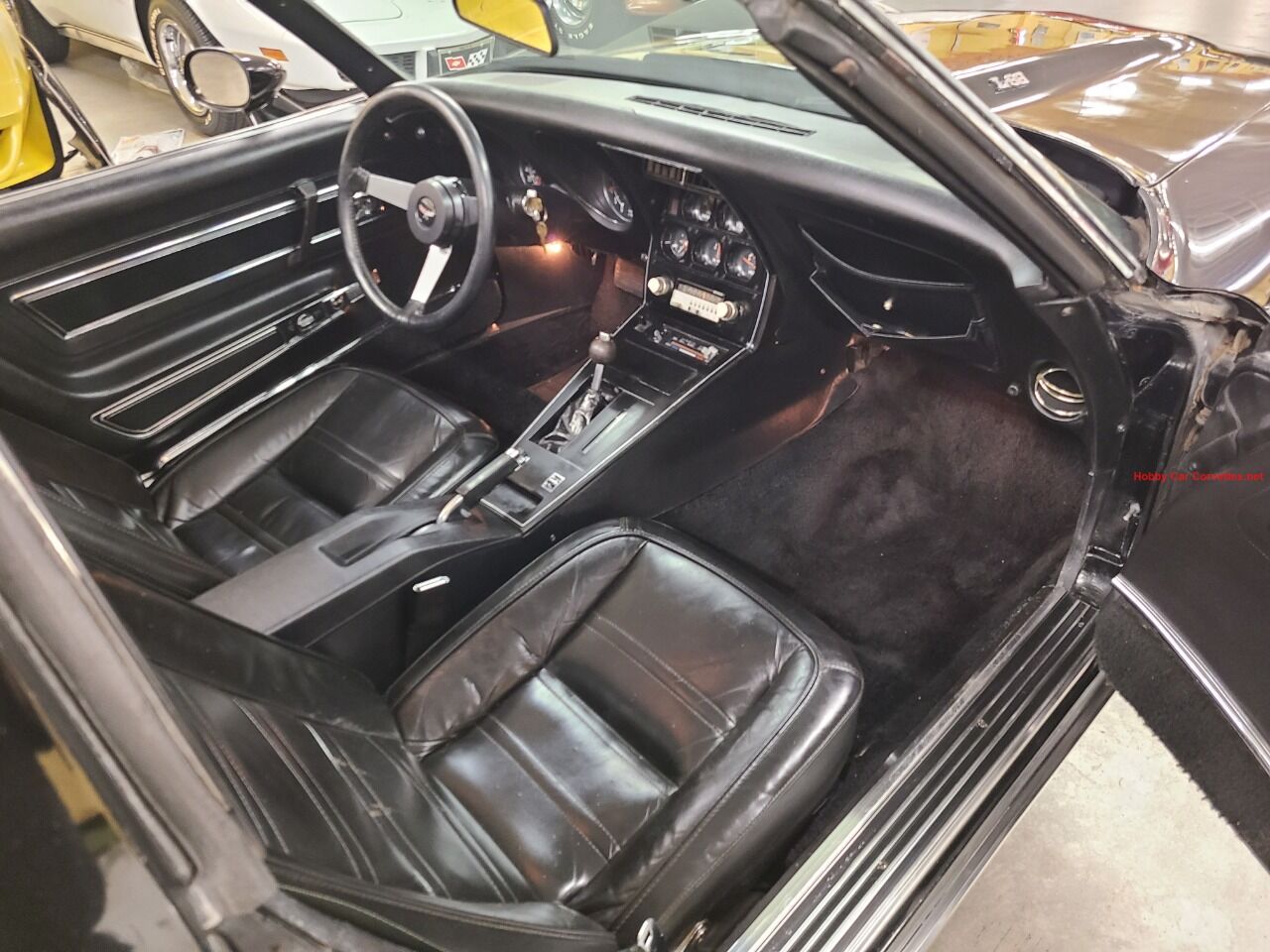1977 Chevrolet Corvette 40