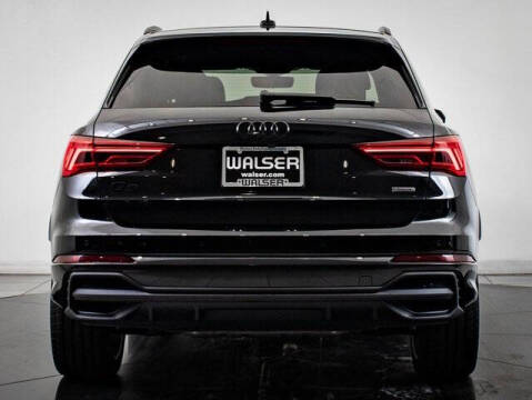 2025 Audi Q3 quattro S line Prem Plus 45 TFSI