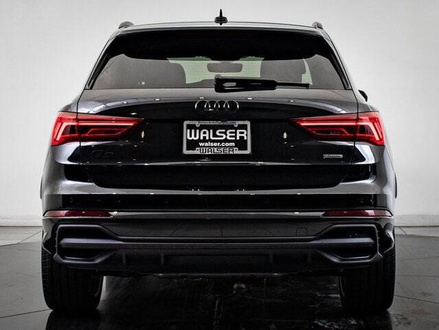 2025 Audi Q3 quattro S line Prem Plus 45 TFSI