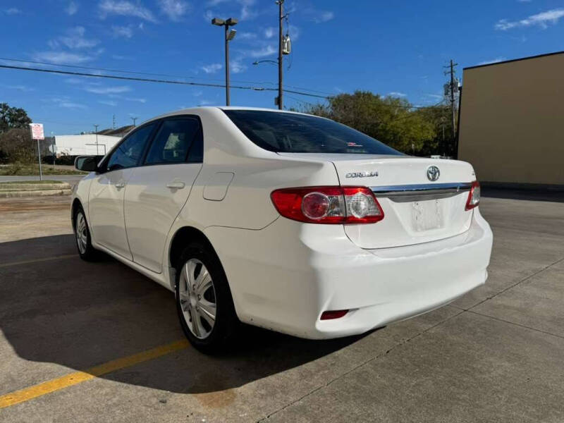 2012 Toyota Corolla LE