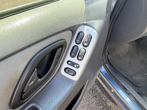 2005 Ford Escape XLT