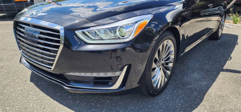 2018 Genesis G90