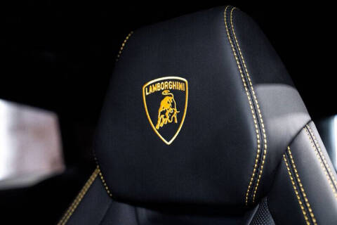2023 Lamborghini Urus Performante