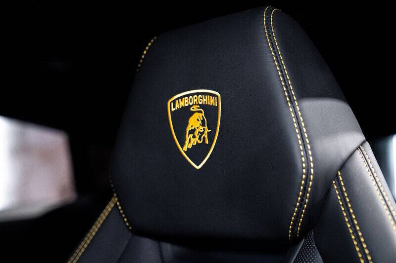 2023 Lamborghini Urus Performante