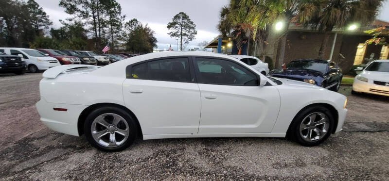 2012 Dodge Charger SE