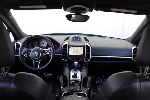 2018 Porsche Cayenne S