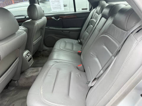 2002 Cadillac DeVille