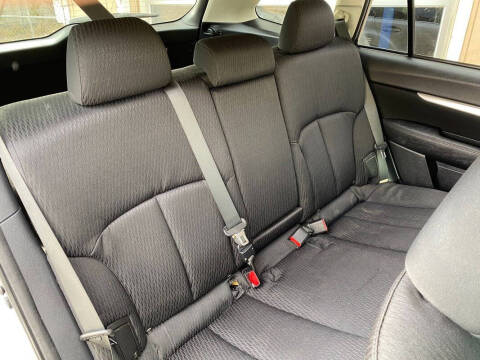 2011 Subaru Outback 2.5i Premium