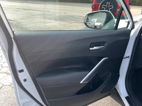 2024 Toyota Corolla Cross XLE