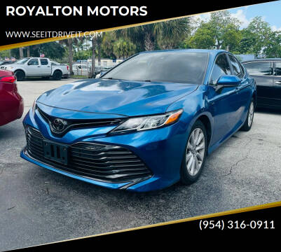 2019 Toyota Camry for sale at ROYALTON MOTORS in Plantation FL