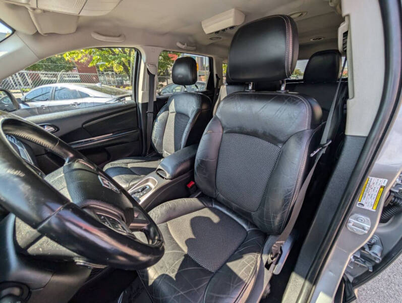 2018 Dodge Journey Crossroad