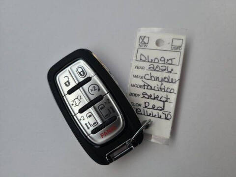 2026 Chrysler Pacifica Select