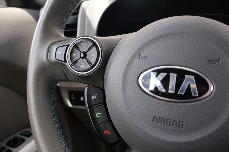 2016 Kia Soul EV +