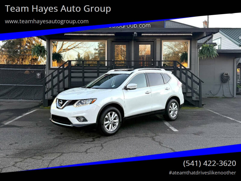 2015 Nissan Rogue SV's photo