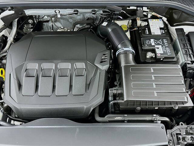 2024 Audi Q3 quattro S line Prem Plus 45 TFSI