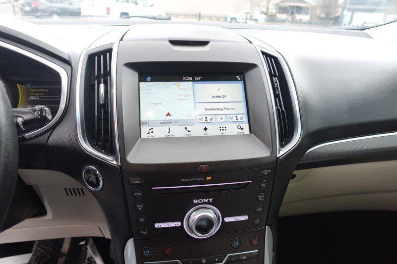 2017 Ford Edge Titanium
