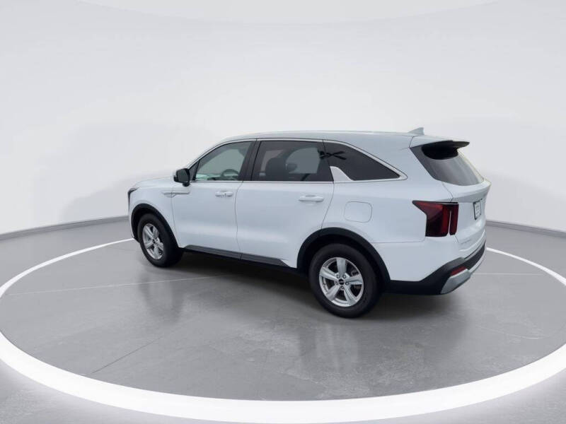 2024 Kia Sorento LX