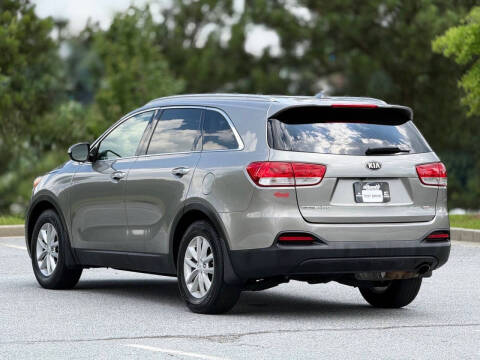 2016 Kia Sorento LX
