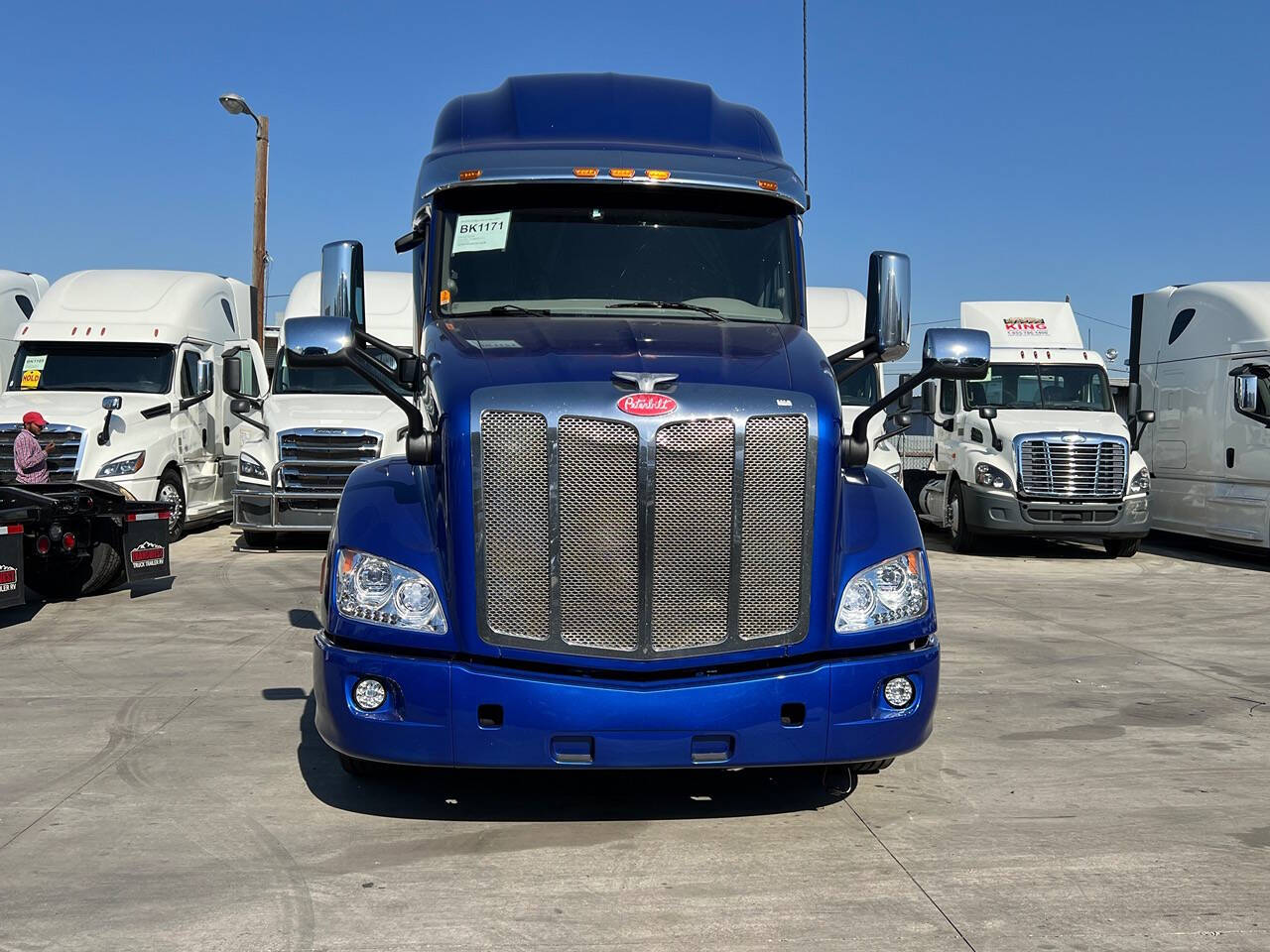 2019 Peterbilt 579 for sale at KING TRUCK TRAILER SALES in Bakersfield, CA