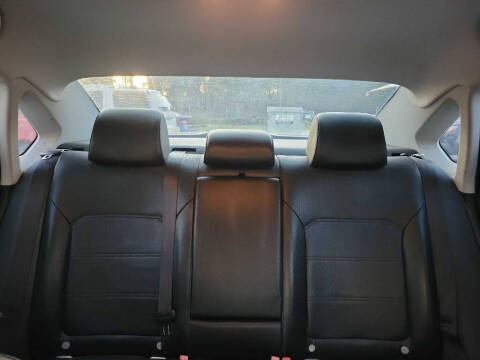 2014 Volkswagen Passat 1.8T S