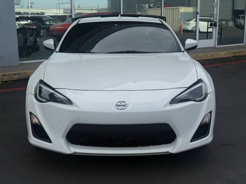 2016 Scion FR-S