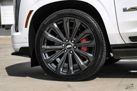 2025 Cadillac Escalade-V